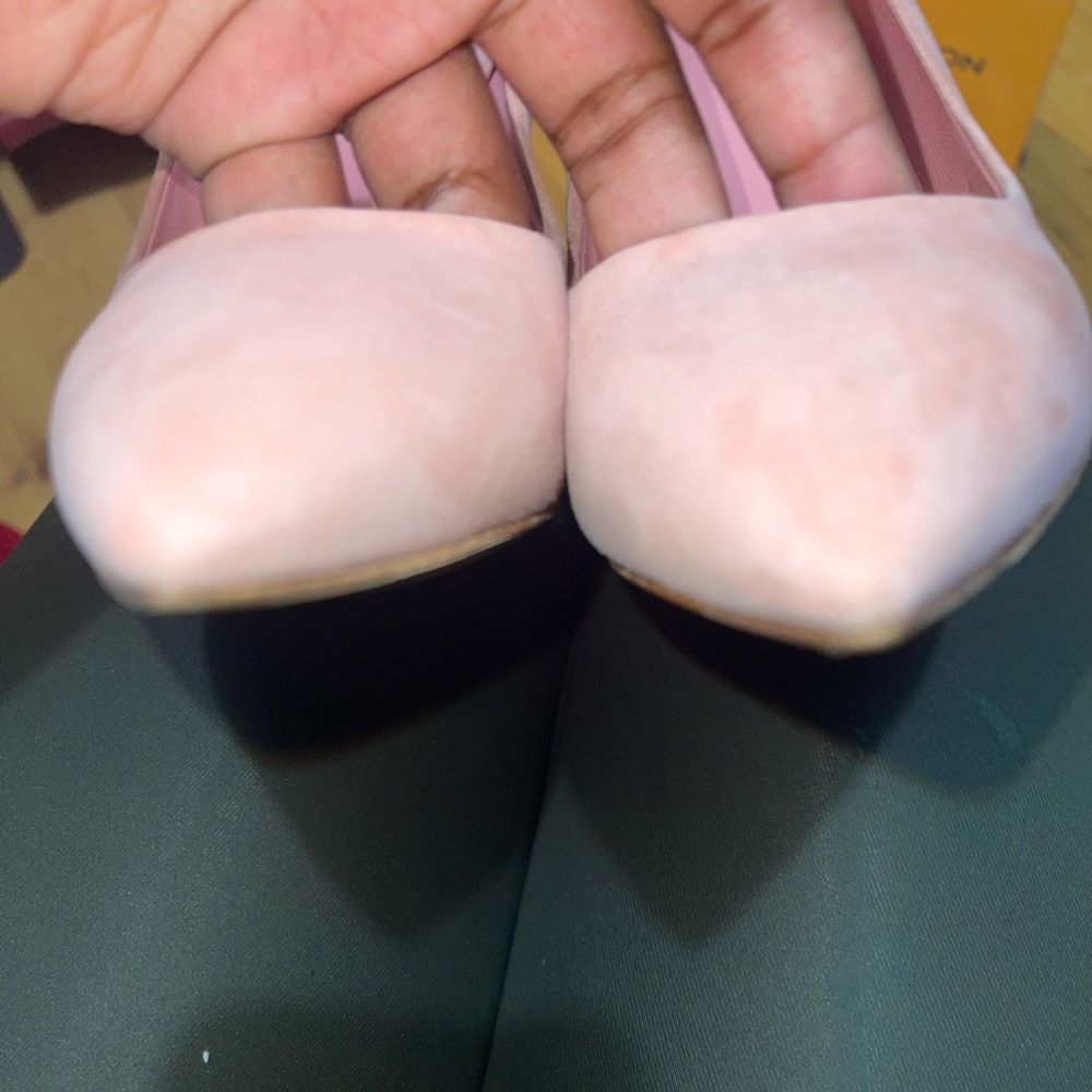 Louis Vuitton Pumps - Picture 8 of 11